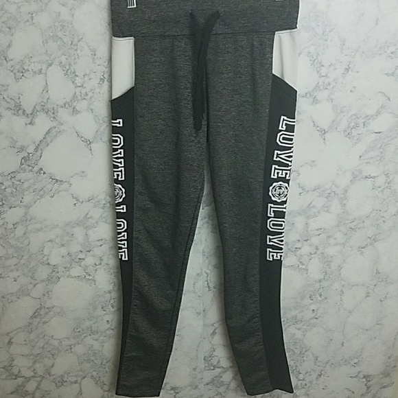 Pants - 💓sale💓roma concept athletic pants size M [AA26]